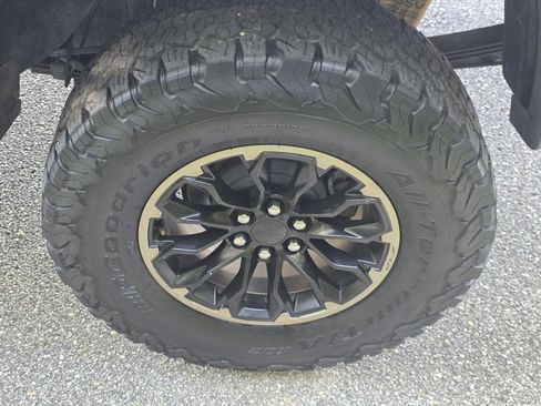 Used 2019 Chevrolet Colorado ZR2 AWD/4WD image 34