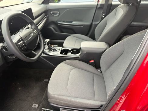 Used 2025 Kia K4 FWD image 9