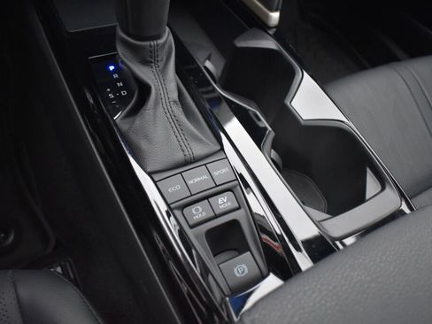 Certified 2025 Toyota Camry XSE w/ Premium Plus Package AWD/4WD image 13