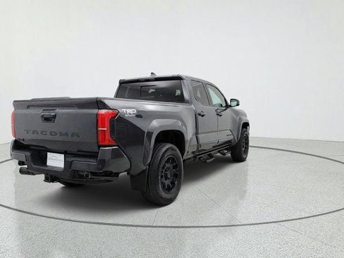 Used 2024 Toyota Tacoma TRD Sport w/ TRD Sport Upgrade Package AWD/4WD image 5