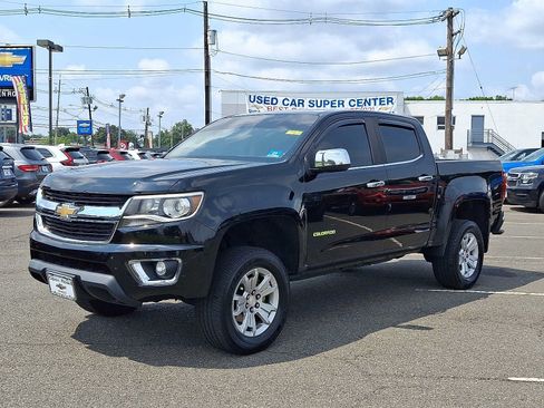 Used 2018 Chevrolet Colorado LT w/ Luxury Package, Chrome AWD/4WD image 3