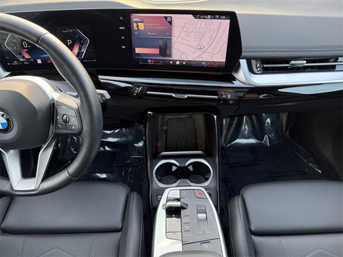 Certified 2025 BMW X1 xDrive28i w/ Convenience Package image 11