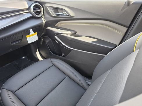 New 2026 Chevrolet Trax ACTIV w/ Driver Confidence Package FWD image 17