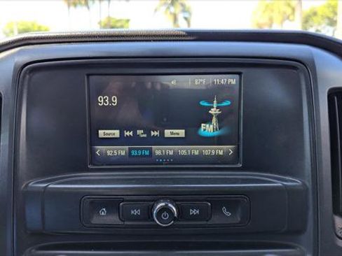 Used 2017 Chevrolet Silverado 1500 W/T w/ Trailering Package image 19