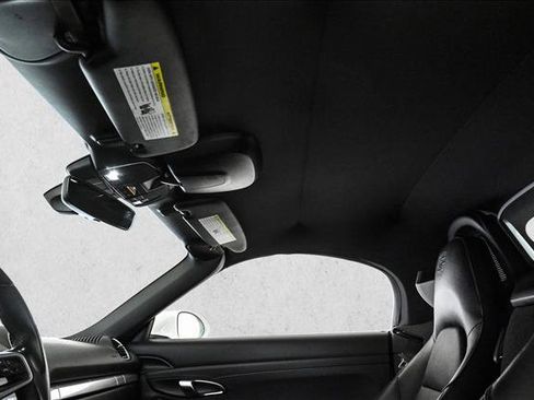 Used 2020 Porsche 718 Boxster image 17