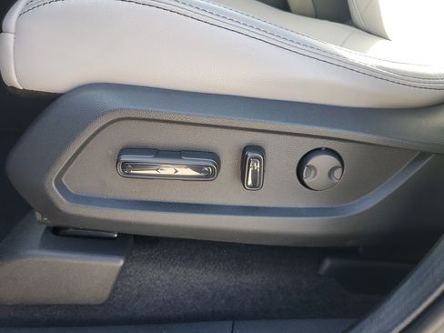 Used 2024 Honda Pilot EX-L image 22