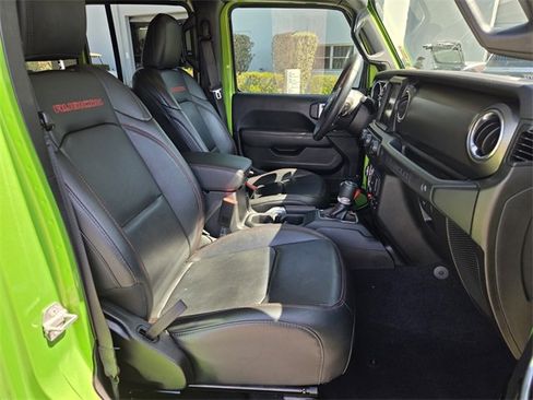 Used 2019 Jeep Wrangler Unlimited Rubicon image 19