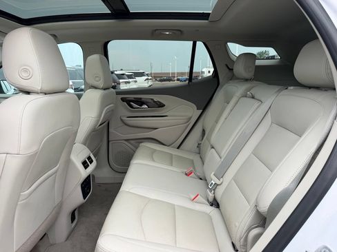 Used 2020 GMC Terrain Denali w/ GMC Pro Grade Package AWD/4WD image 15