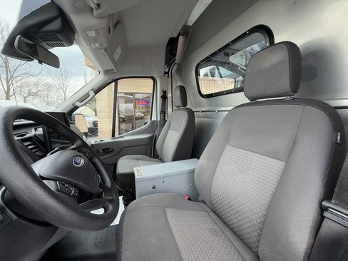 Used 2023 Ford Transit 250 Medium Roof AWD image 14