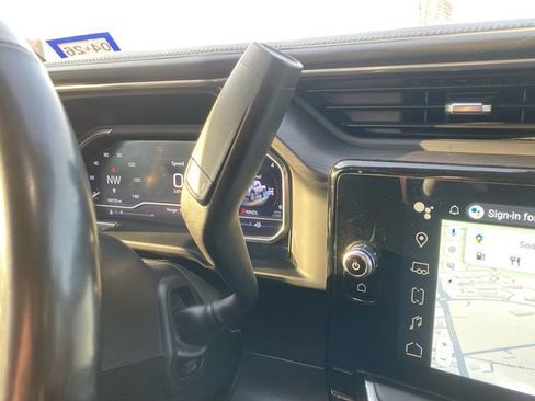 Used 2024 GMC Sierra 3500 Denali Ultimate image 16