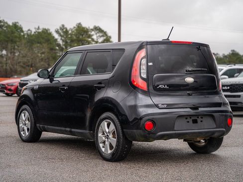 Used 2019 Kia Soul Base image 5