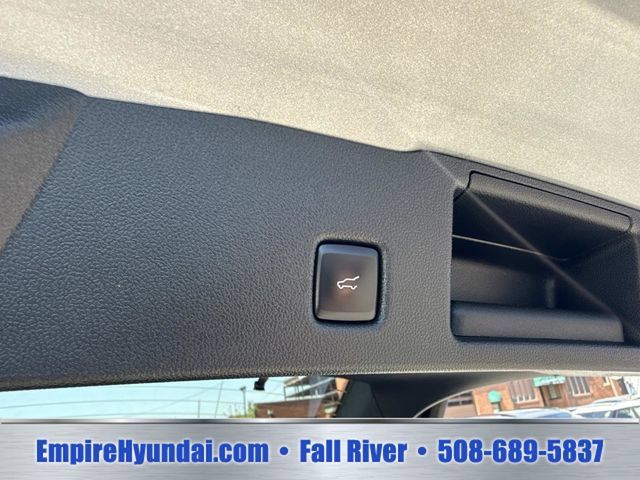 Used 2024 Ford Escape Active AWD/4WD image 8