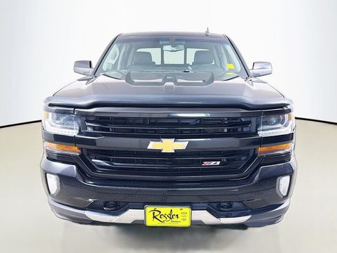 Used 2017 Chevrolet Silverado 1500 LT w/ All Star Edition AWD/4WD image 2