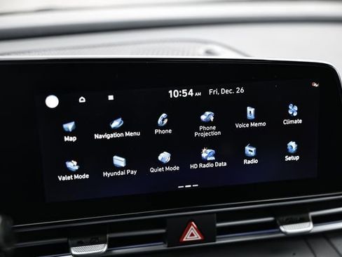 New 2025 Hyundai Elantra Limited w/ Cargo Package image 13