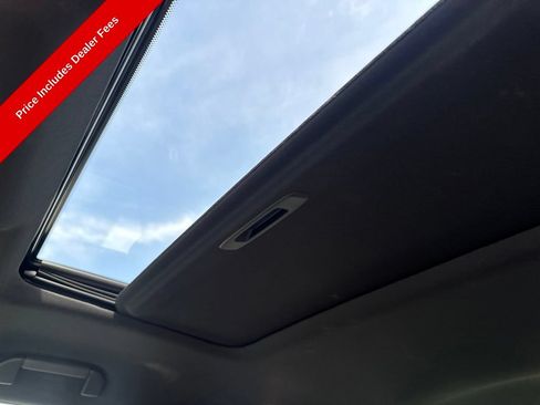 Used 2023 Nissan Armada SL w/ Midnight Edition Package RWD image 10