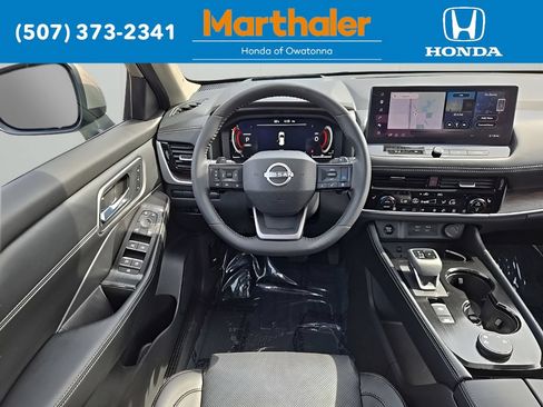 Used 2026 Nissan Rogue Platinum w/ Platinum Premium Package AWD/4WD image 24