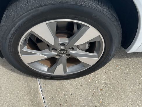 Used 2023 Audi Q5 2.0T Premium Plus image 2