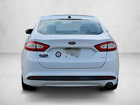 Used 2015 Ford Fusion SE FWD image 6