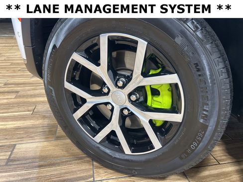 Certified 2024 Jeep Grand Cherokee L Limited w/ Luxury Tech Group II image 8