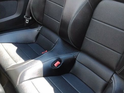Used 2018 Ford Mustang Premium RWD image 9