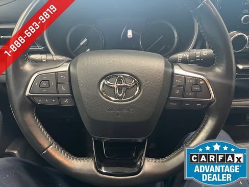 Used 2021 Toyota Highlander XSE AWD/4WD image 20