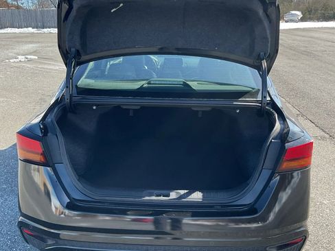 Used 2024 Nissan Altima 2.5 SR image 38