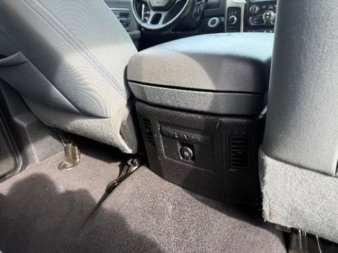 Used 2017 RAM 2500 Big Horn image 9