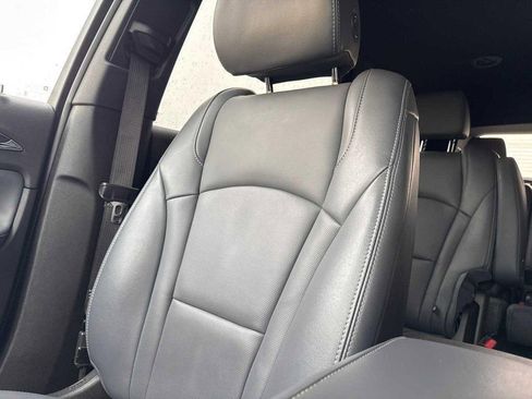 Used 2024 Buick Enclave Premium image 15