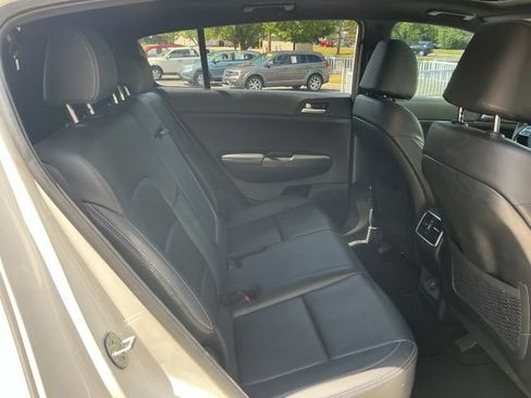 Used 2020 Kia Sportage S w/ S Sunroof Package AWD/4WD image 37