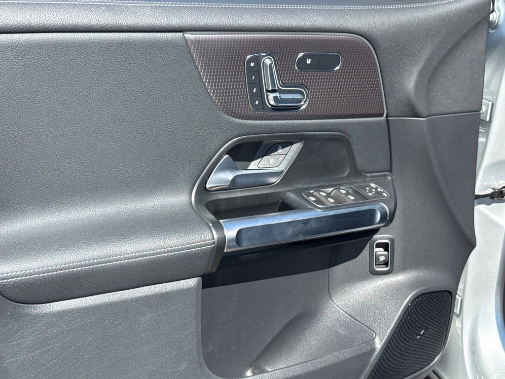 Certified 2023 Mercedes-Benz EQB 250+ image 19