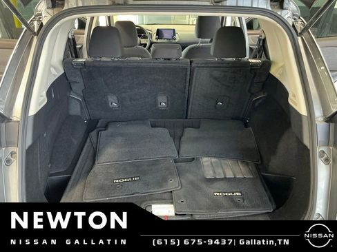 Used 2023 Nissan Rogue S FWD image 14