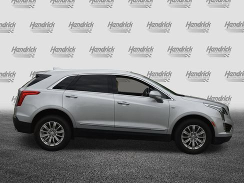 Used 2018 Cadillac XT5 FWD image 11