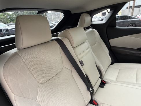 Used 2024 Lexus RX 350 FWD w/ Convenience Package image 41