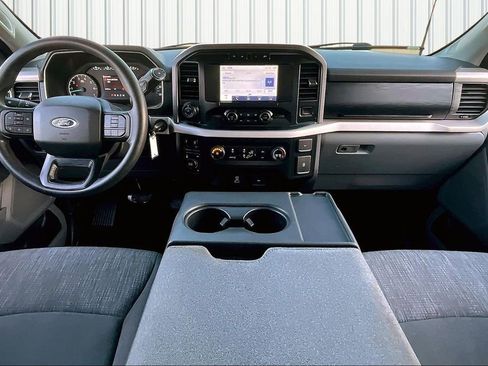 Used 2021 Ford F150 XLT w/ Trailer Tow Package AWD/4WD image 8