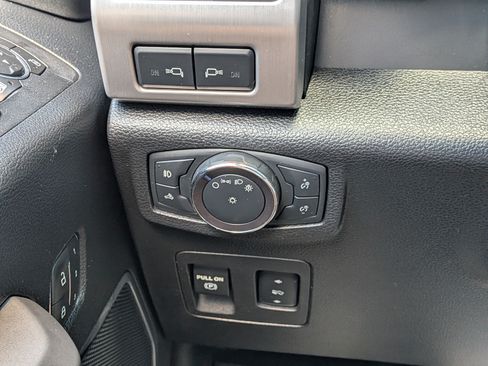 Used 2019 Ford F150 Platinum AWD/4WD image 60