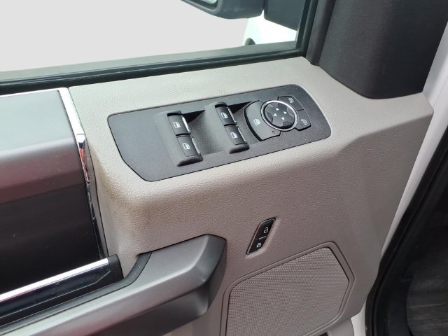 Used 2020 Ford F150 XLT w/ Equipment Group 302A Luxury AWD/4WD image 21
