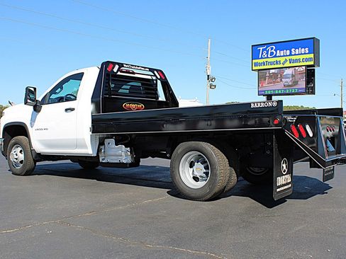 Used 2025 Chevrolet Silverado 3500 W/T w/ WT Convenience Package image 4