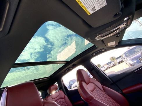 Used 2023 Audi SQ7 Premium Plus w/ Executive Package image 14