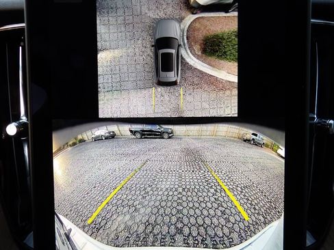 New 2026 Volvo XC60 B5 Plus w/ Protection Package Premier AWD/4WD image 21