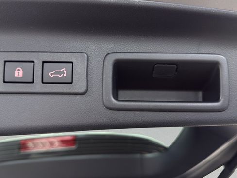 Used 2026 Subaru Forester Premium AWD/4WD image 38