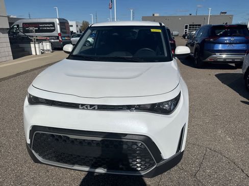 Used 2024 Kia Soul LX w/ Option Group 015 FWD image 20