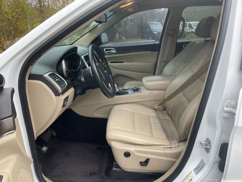 Used 2016 Jeep Grand Cherokee Limited AWD/4WD image 12