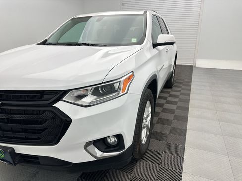 Certified 2020 Chevrolet Traverse LT w/ LPO, Black Accent Package AWD/4WD image 19