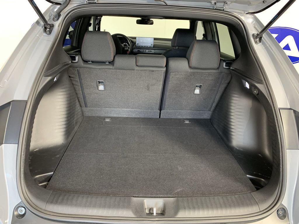 Used 2025 Honda HR-V Sport image 33