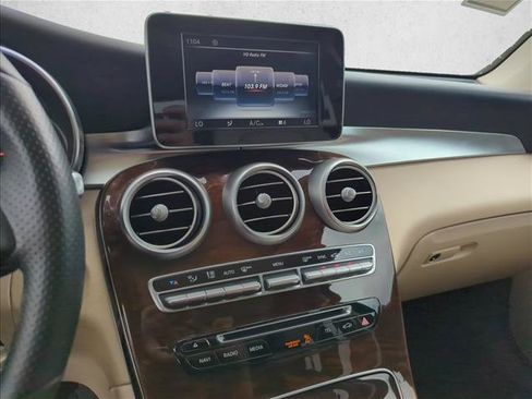 Used 2017 Mercedes-Benz GLC 300 image 13