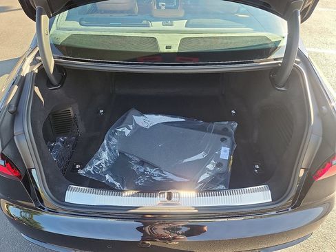 Certified 2026 Audi S8 AWD/4WD image 28