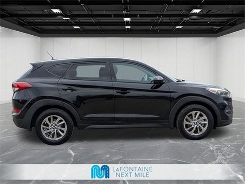 Used 2017 Hyundai Tucson SE image 6