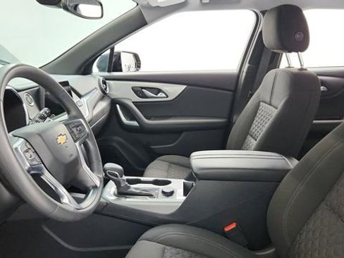 Used 2021 Chevrolet Blazer LT image 16
