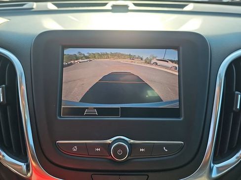 Used 2022 Chevrolet Equinox LT FWD image 26