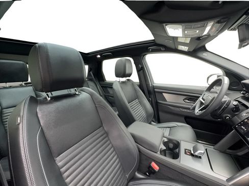 Used 2025 Land Rover Discovery Sport Dynamic SE AWD/4WD image 30